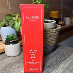 ALLEVEN London Colour Shield Hydrating Tinted Body Protection